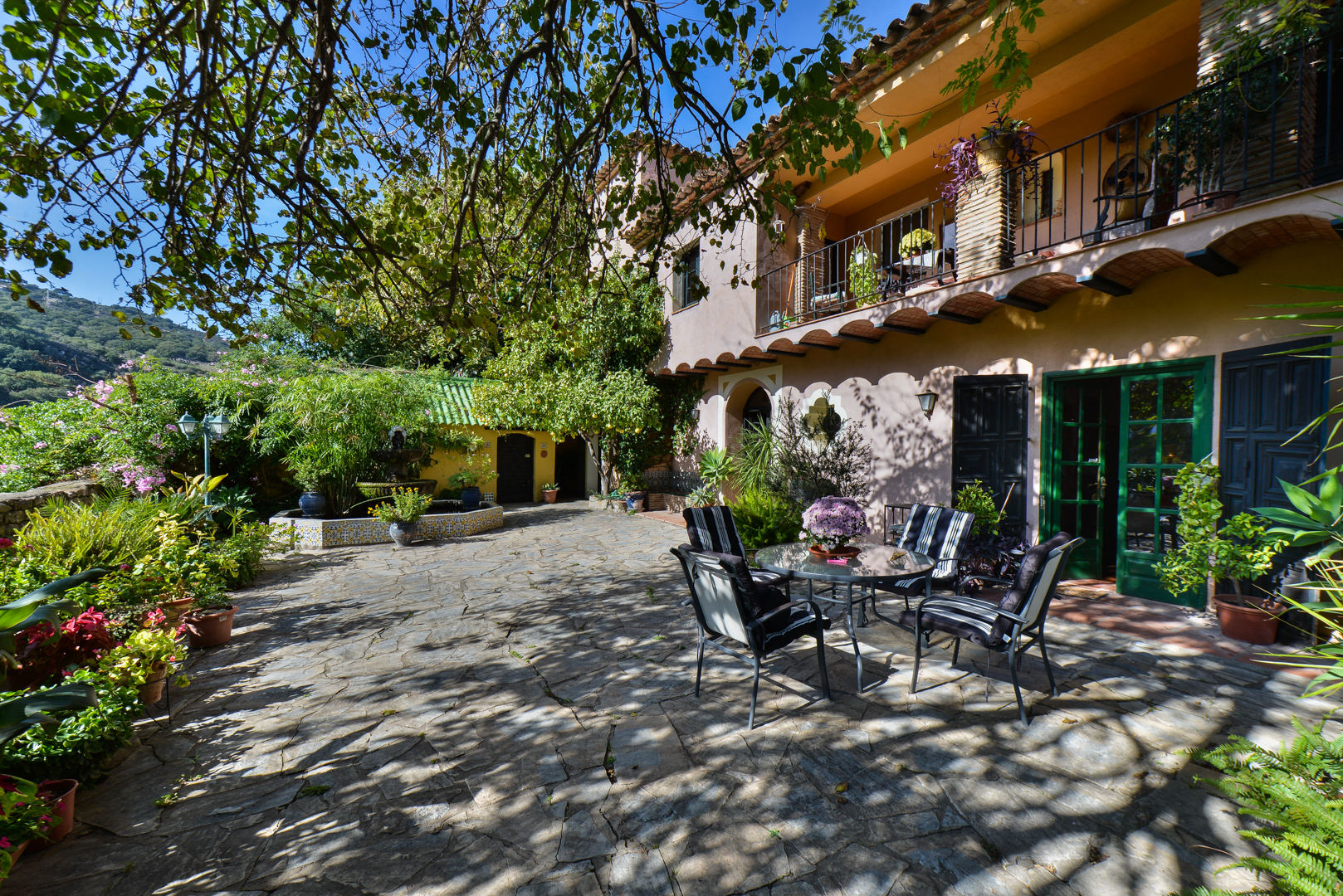 Preciosa Hacienda con Casa para Huéspedes, Jimena de La Frontera